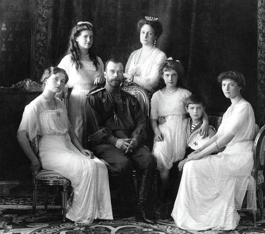 russian_imperial_family_1911